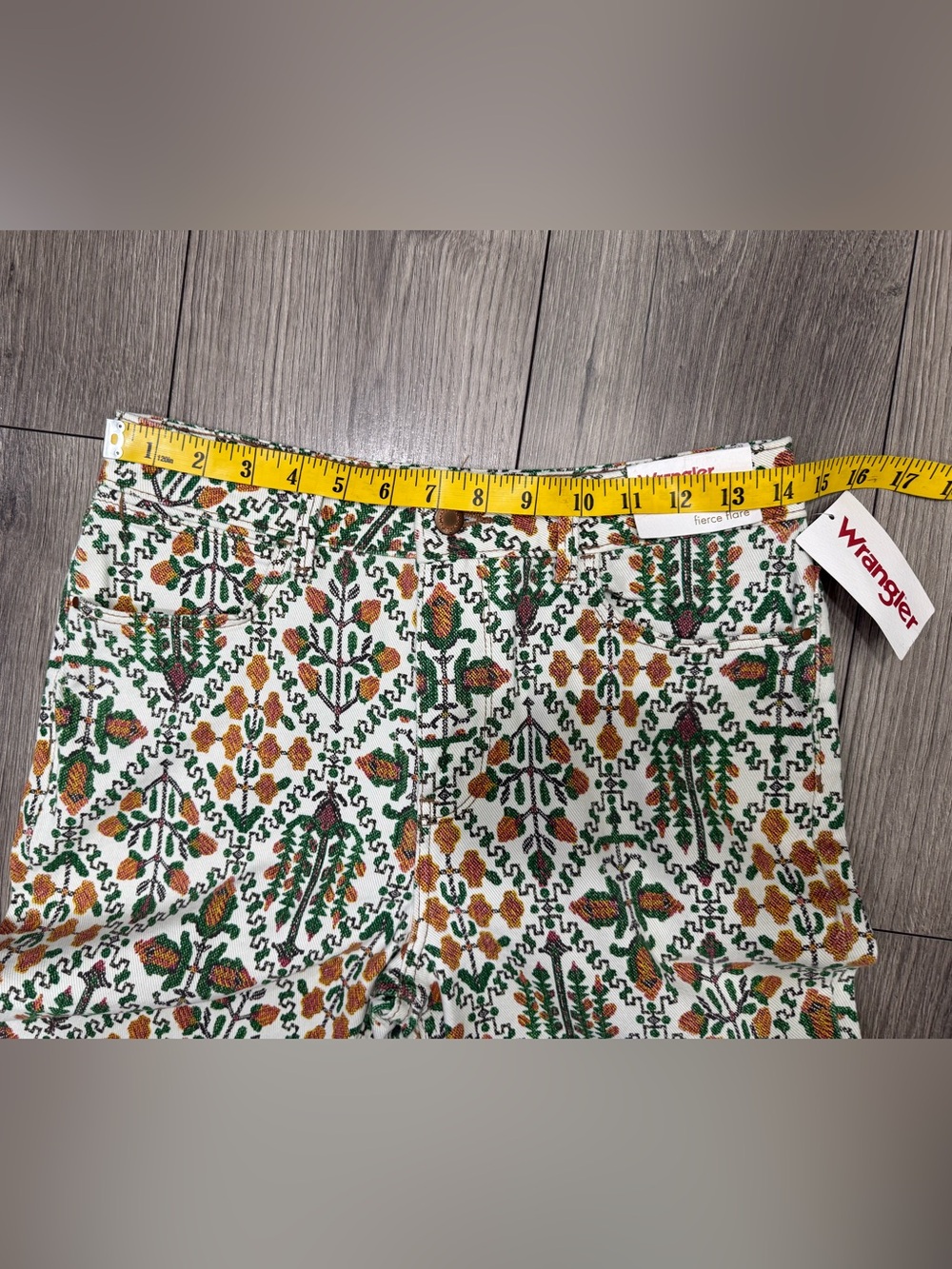 NWT Wrangler High Rise Fierce Flare Jeans Floral Print Retro Boho Size 6/28X32 - Picture 6 of 11